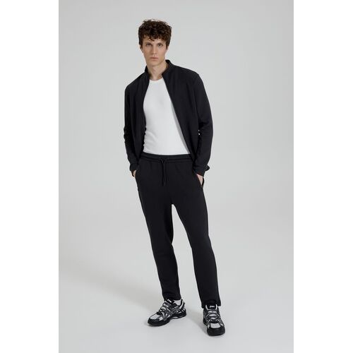 AL-1_16695.300